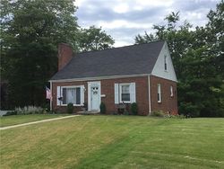 Pre-foreclosure Listing in SPENCER AVE SHARON, PA 16146