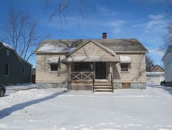 Pre-foreclosure in  W INTERSTATE ST Bedford, OH 44146