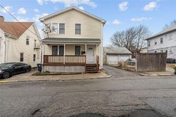 Pre-foreclosure in  WHAT CHEER AVE Providence, RI 02909