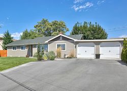 Pre-foreclosure in  HILLCREST DR Yakima, WA 98901