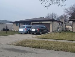 Pre-foreclosure in  SHELL DR Sterling Heights, MI 48310