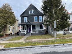 Pre-foreclosure in  MIDLAND AVE Syracuse, NY 13205