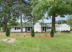 Pre-foreclosure Listing in MOON LAKE DR LAINGSBURG, MI 48848