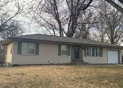 Pre-foreclosure in  BERRY AVE Independence, MO 64057