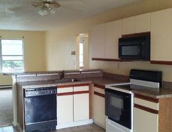 Pre-foreclosure in  COLEMAN ST  West Haven, CT 06516