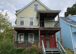 Pre-foreclosure in  EAST AVE West Haven, CT 06516