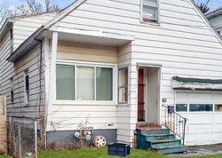 Pre-foreclosure in  RICHMOND AVE Syracuse, NY 13204
