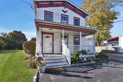 Pre-foreclosure Listing in MONTAUK HWY EASTPORT, NY 11941