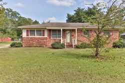 Pre-foreclosure in  4TH ST Hamlet, NC 28345