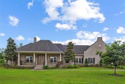 Pre-foreclosure in  ISLAND CLUB CT New Orleans, LA 70131