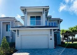 Pre-foreclosure in  JACK NICKLAUS CT Kissimmee, FL 34747
