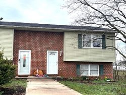 Pre-foreclosure in  NOTTINGHAM DR Chambersburg, PA 17201