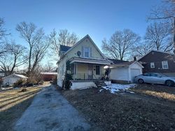 Pre-foreclosure in  LEXA DR Saint Louis, MO 63136