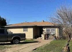 Pre-foreclosure Listing in AVENUE M ANSON, TX 79501