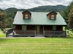 Pre-foreclosure Listing in DILLONS MILL RD CALLAWAY, VA 24067