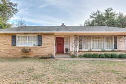 Pre-foreclosure in  OXFORD AVE San Angelo, TX 76904