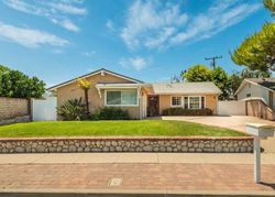 Pre-foreclosure in  LINDALE AVE Simi Valley, CA 93065