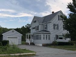 Pre-foreclosure in  ELM ST Amesbury, MA 01913