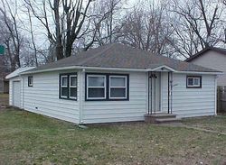 Pre-foreclosure in  SMITH AVE South Roxana, IL 62087