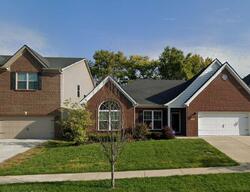 Pre-foreclosure in  MANITOBA LN Lexington, KY 40515