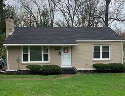 Pre-foreclosure in  WOODMORE AVE Louisville, KY 40214