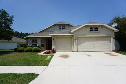 Pre-foreclosure in  BONAPARTE LANDING BLVD Jacksonville, FL 32218