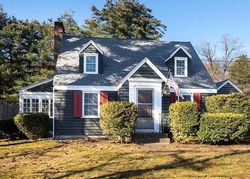 Pre-foreclosure in  HOPMEADOW ST Weatogue, CT 06089