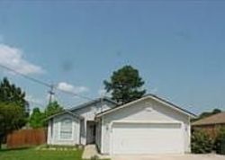 Pre-foreclosure in  S VERMONT AVE Green Cove Springs, FL 32043
