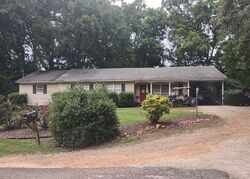  W Cherry Ln, Eatonton GA