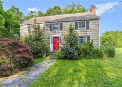 Pre-foreclosure in  WHITE OAK SHADE RD New Canaan, CT 06840