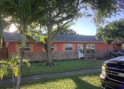 Pre-foreclosure in  SW 25TH AVE Deerfield Beach, FL 33442