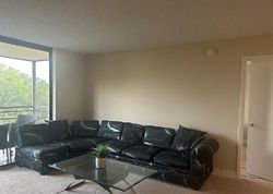 Pre-foreclosure in  SAINT CHARLES PL  Hollywood, FL 33026
