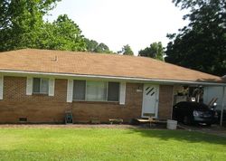 Pre-foreclosure in  VIEW ST Morrilton, AR 72110