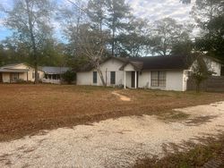 Pre-foreclosure in  PINE NEEDLES DR Dothan, AL 36303