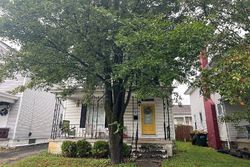 Pre-foreclosure in  ROGERS ST Latonia, KY 41015