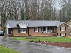 Pre-foreclosure in  WADE RD Austell, GA 30168