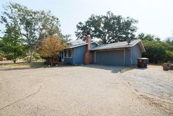 Pre-foreclosure Listing in CHEROKEE OAKS DR THREE RIVERS, CA 93271