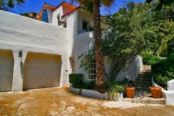Pre-foreclosure in  ST IVES DR West Hollywood, CA 90069