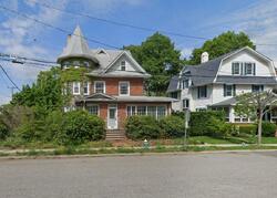 Pre-foreclosure in  ROOSEVELT ST Garden City, NY 11530