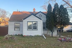 Pre-foreclosure in  N HOPKINS ST Milwaukee, WI 53209