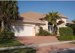 Pre-foreclosure in  MANOR OAK AVE Fort Lauderdale, FL 33312