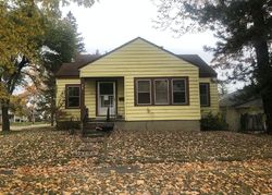 Pre-foreclosure in  ELIZABETH ST Bay City, MI 48708