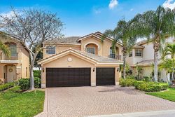 Pre-foreclosure in  WOODGROVE HARBOR LN Boynton Beach, FL 33473