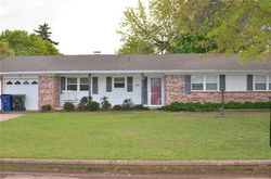 Pre-foreclosure in  MEADOWDALE DR Chickasha, OK 73018