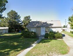 Pre-foreclosure in  DOUGLASS AVE Richland, WA 99352