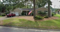 Pre-foreclosure in  POWHATAN DR Poquoson, VA 23662