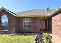 Pre-foreclosure in  E 118TH CT N Collinsville, OK 74021