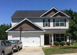 Pre-foreclosure in  LONG RUN DR Greensboro, NC 27405