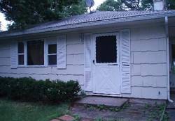 Pre-foreclosure in  FLOYD RD S Shirley, NY 11967