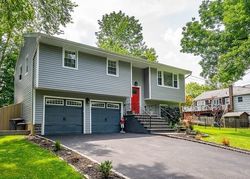 Pre-foreclosure in  GRANT ST Berkeley Heights, NJ 07922